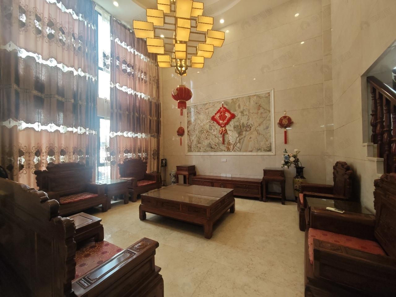 整租·金桥花园一期别墅