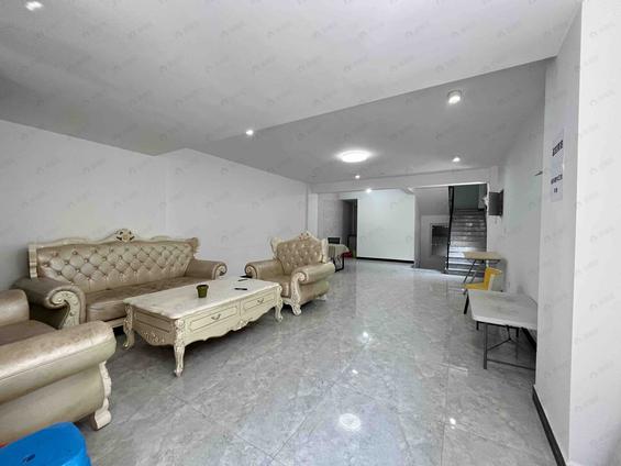 晋安五四北整租 居住主题公园5期牡丹香园5室2厅/355平/低楼层