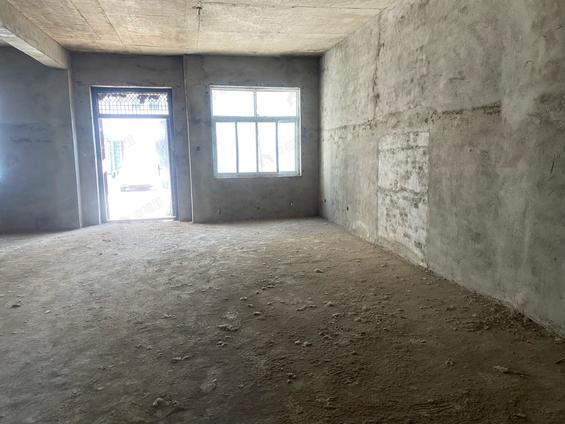 北京南湾新型社区6室3厅264平低楼层/共3层