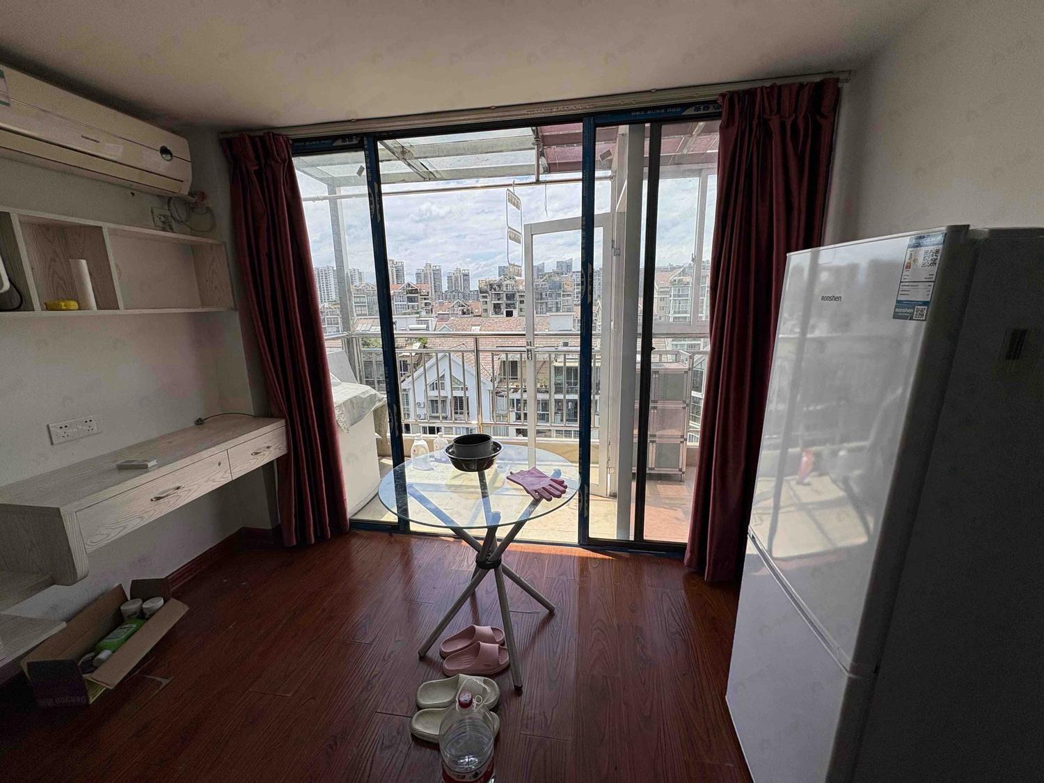 合租·中天金海岸二期俊仕苑