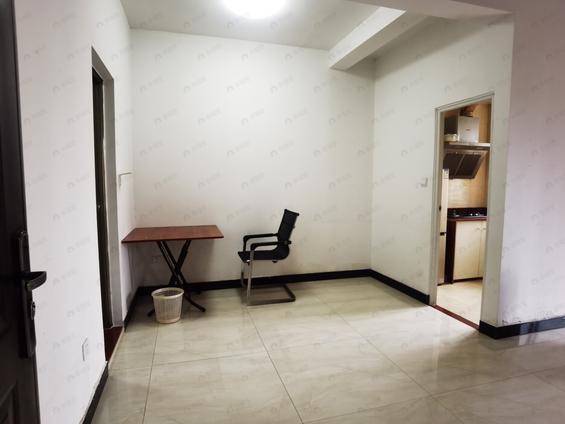 仓山火车南站合租 大唐世家3室2厅/90平/中楼层