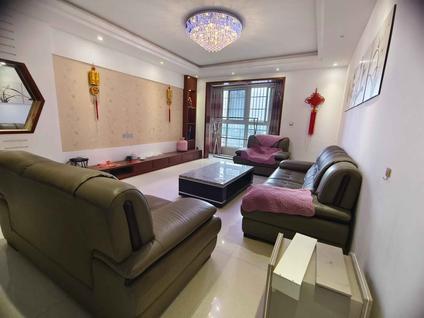 羊山新区羊山新区整租 铁道佳苑3室2厅/148平/低楼层