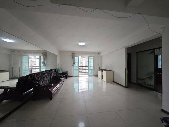 台江鳌峰整租 武夷绿洲1期3室2厅/130平/中楼层