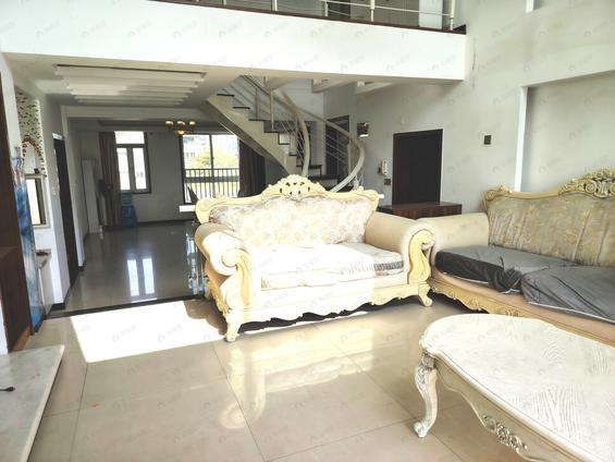 金山金祥路整租 金山碧水一期友兰苑5室3厅/230平/高楼层