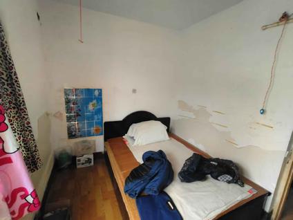 北京铁三局北岗家属院(六二社区铁三局院)2室1厅41.7平低楼层/共6层