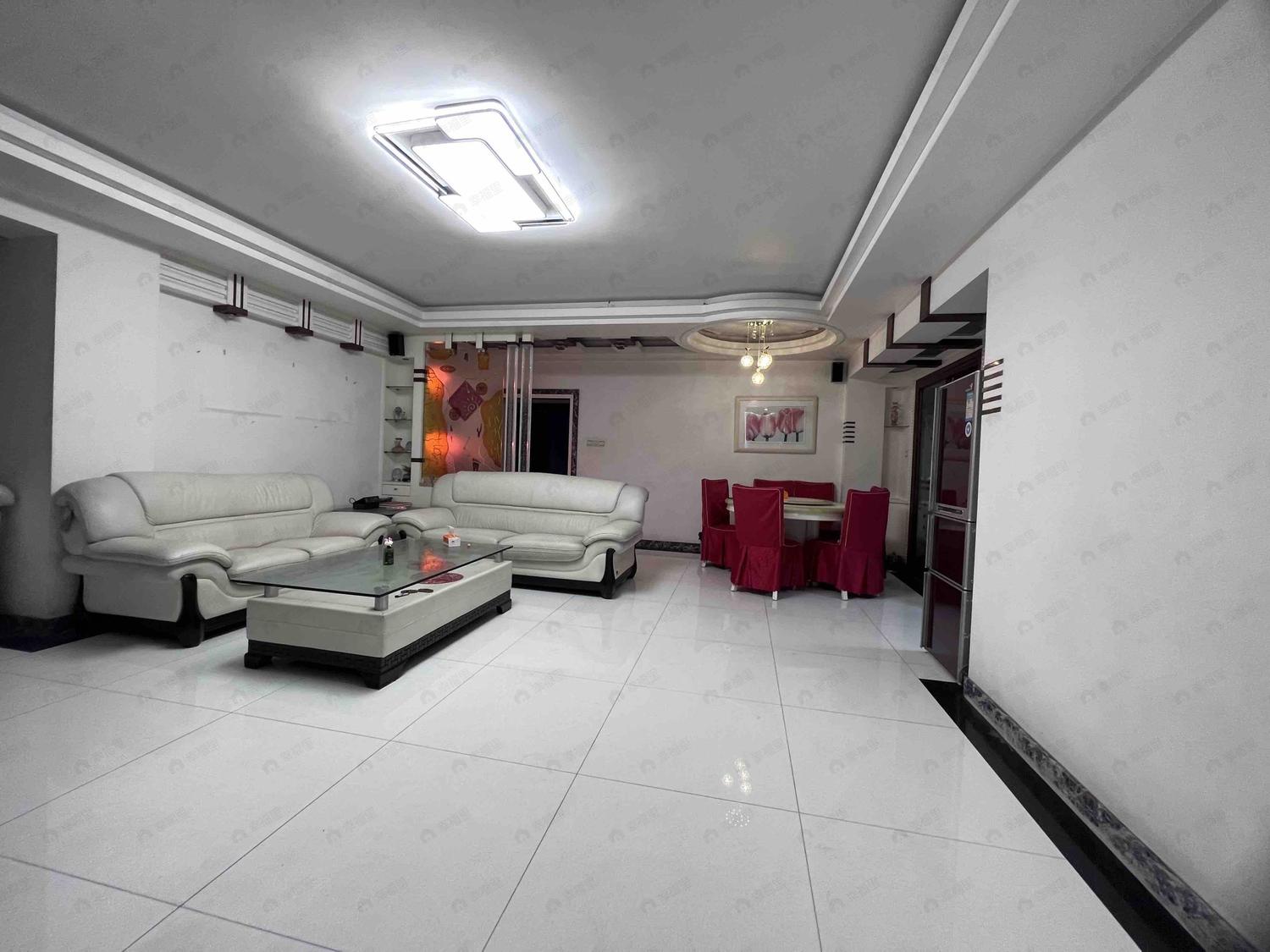 整租·君临闽江