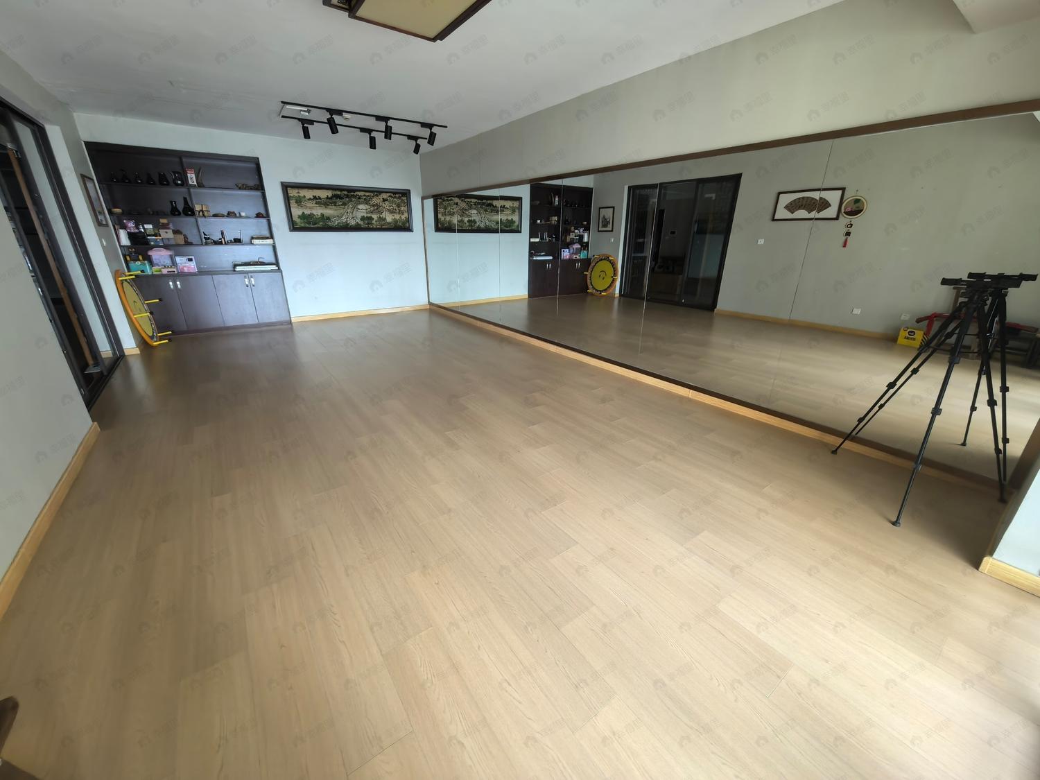 整租·世茂天城2期臻园