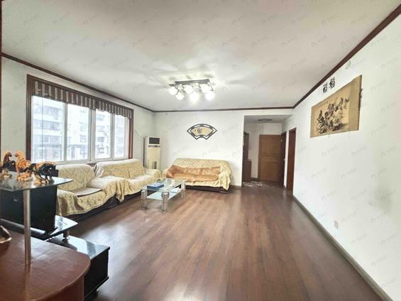 北京烟草家属院(南京路)3室2厅132平高楼层/共6层