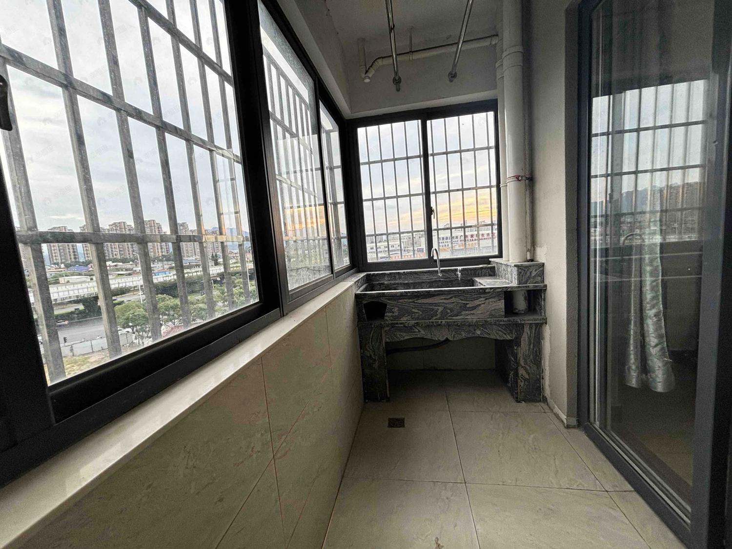 整租·胪雷新城一区