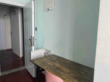 镜湖八佰伴整租 信达外滩府1室0厅/30平/高楼层