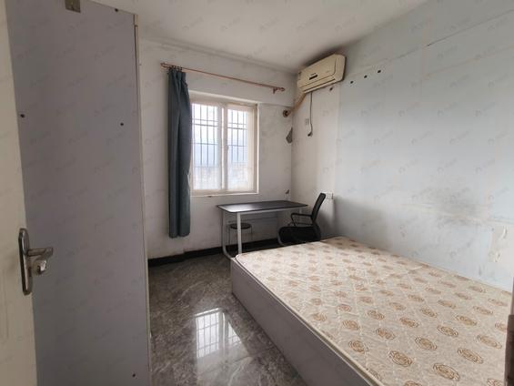 仓山火车南站合租 胪雷新城一区2室1厅/55平/高楼层