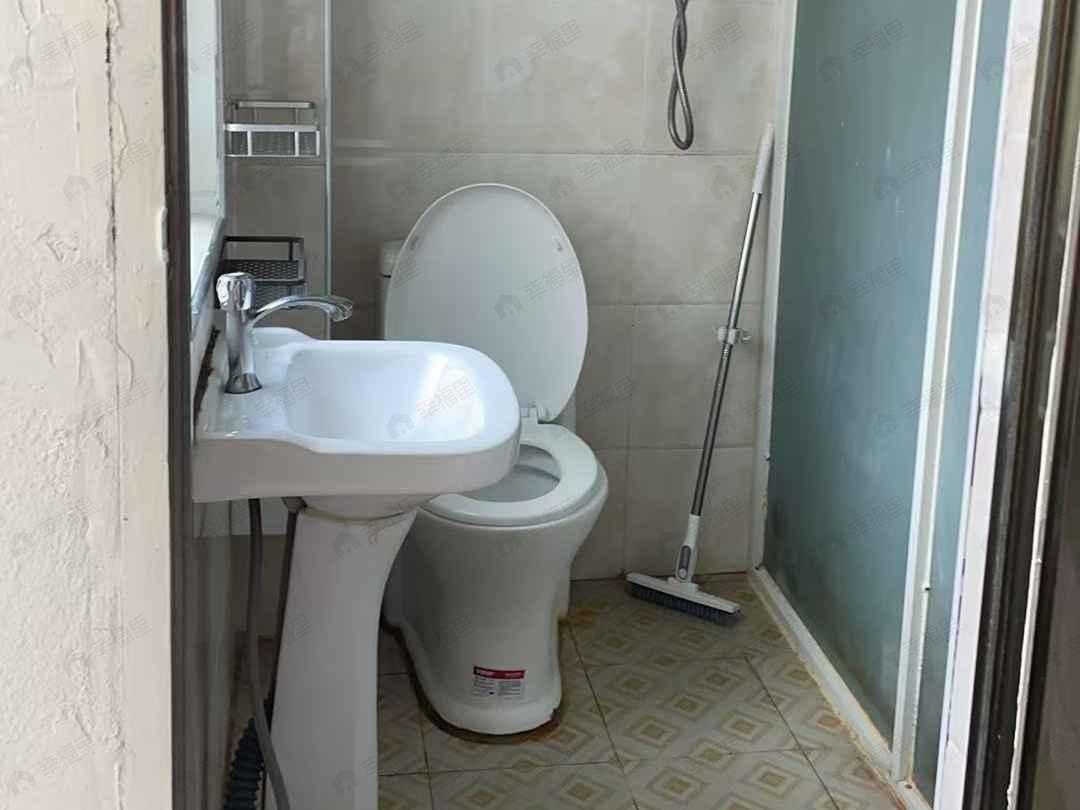 合租·阳光凡尔赛宫B区B3