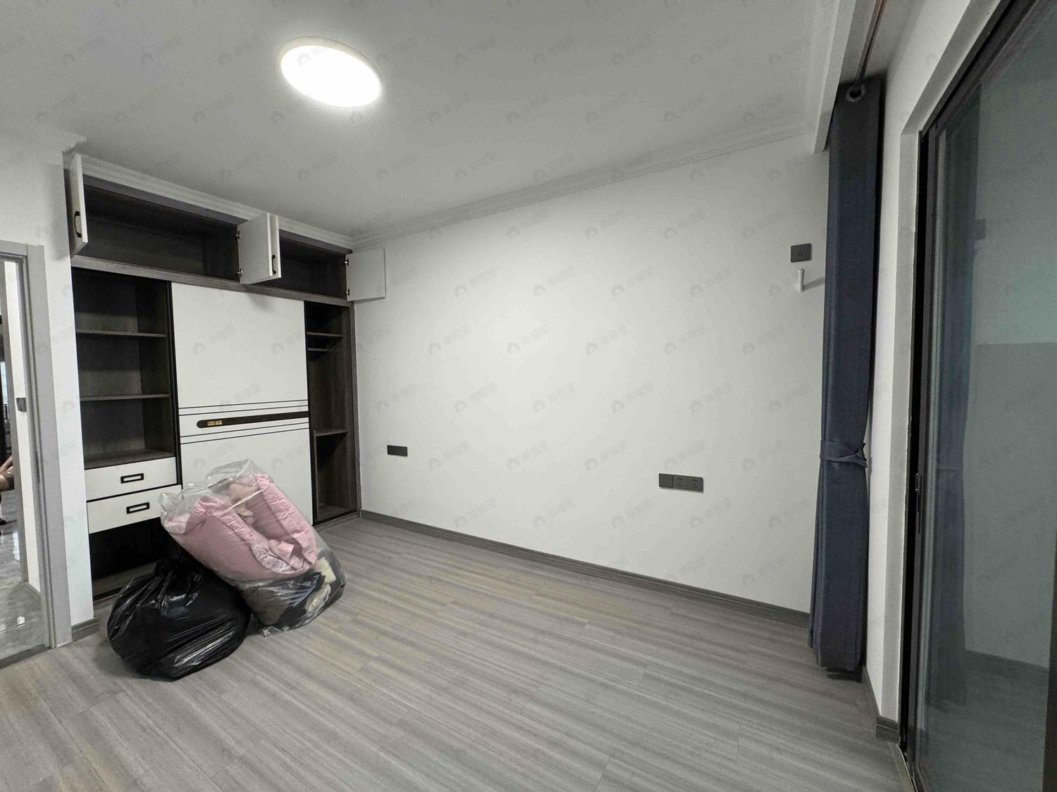 整租·泰禾红悦