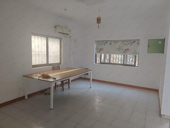 闽侯上街整租 金桥花园一期别墅5室3厅/275平/低楼层