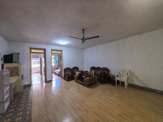 台江五一中路整租 元一温泉花园2室2厅/92平/高楼层