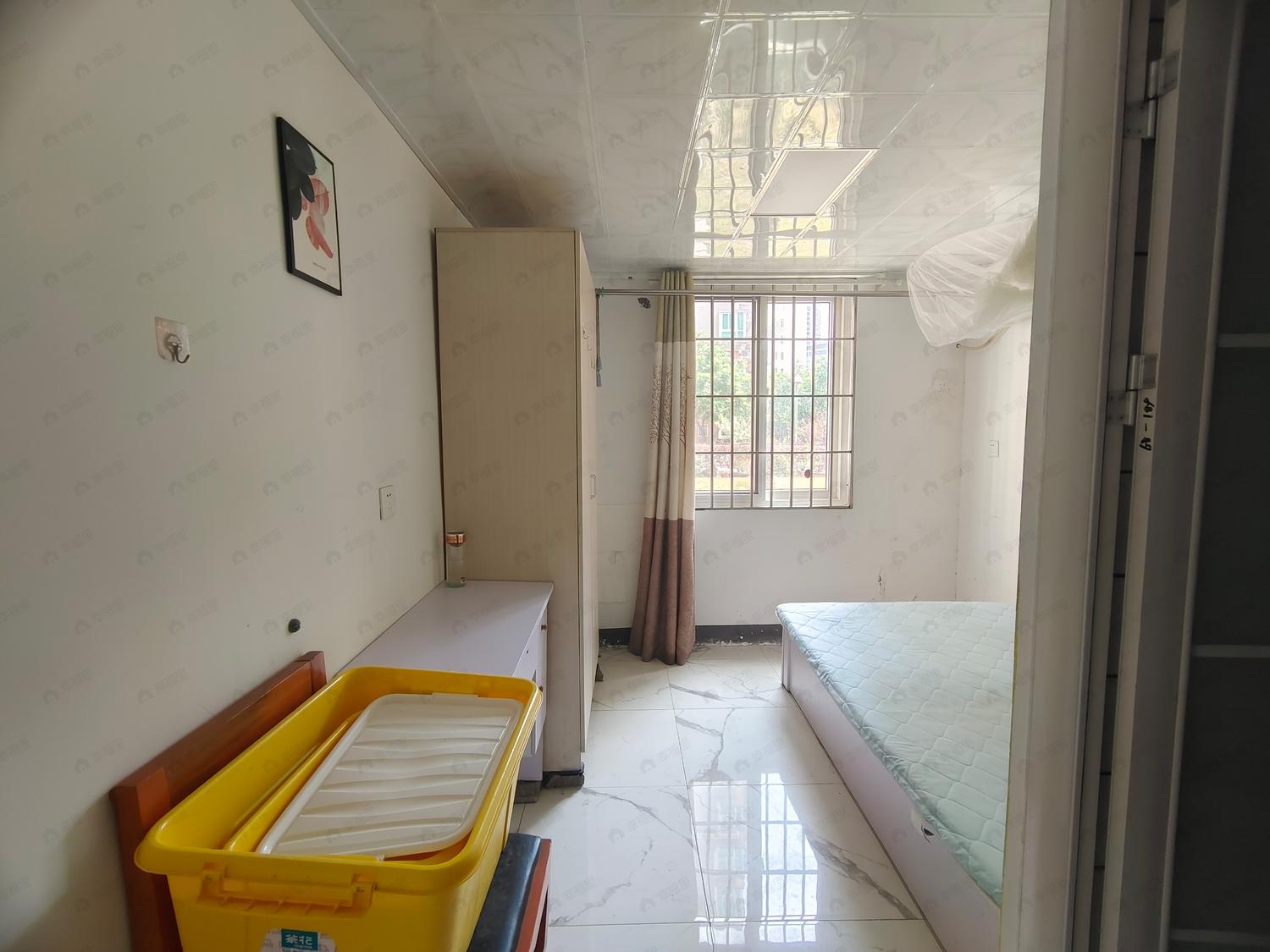 合租·金山碧水一期雨桐苑