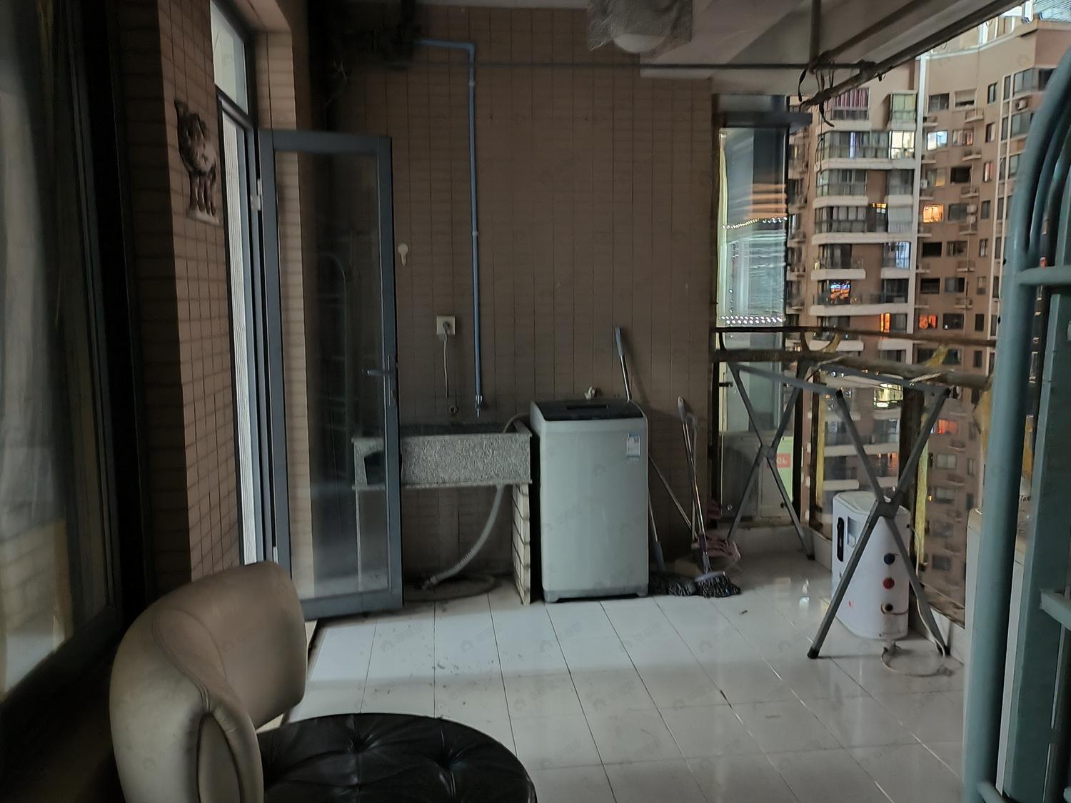 整租·旭辉左海岸