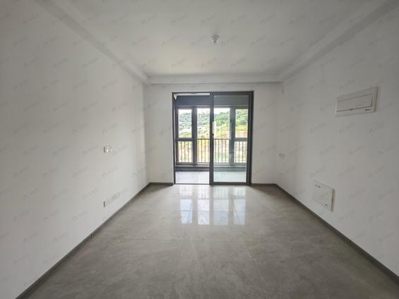 仓山火车南站整租 滨江正荣府4室2厅/103平/高楼层