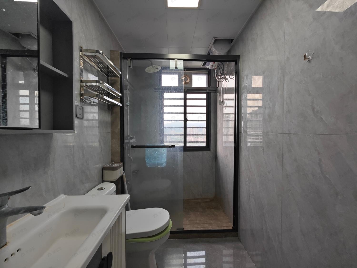 合租·旭辉左海岸