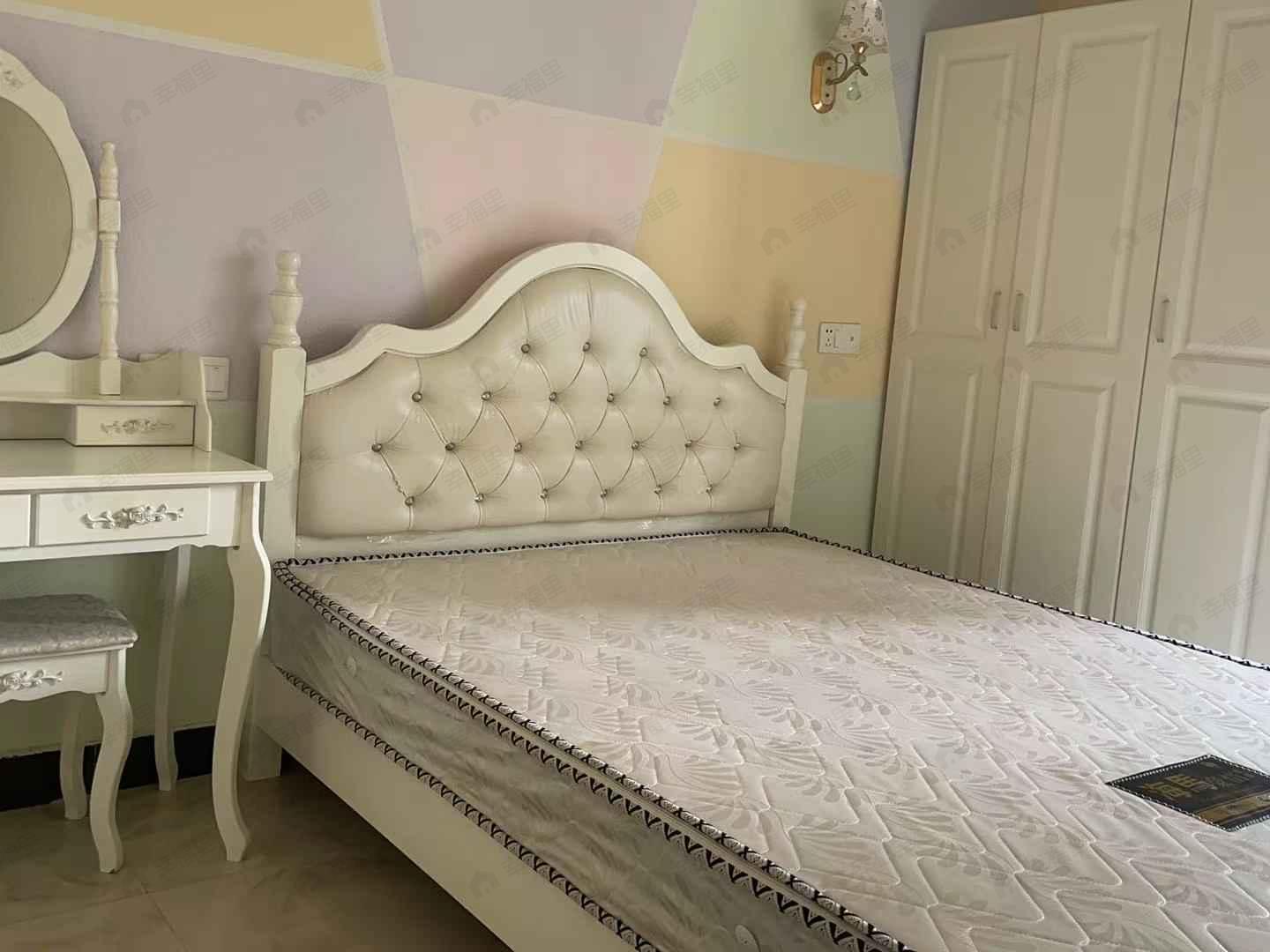 合租·阳光凡尔赛宫B区B3