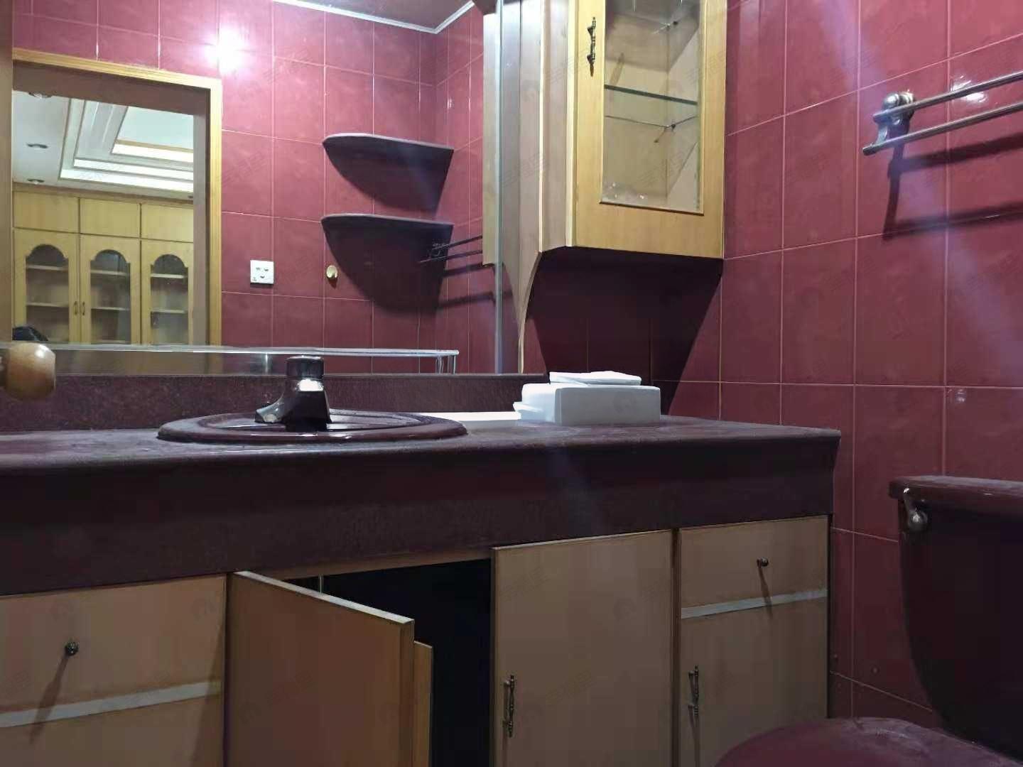 整租·省卫生厅湖东路单位宿舍