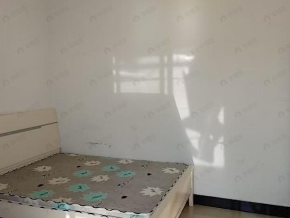 鼓楼乌山西路合租 凤湖新城四区1室0厅/20平/高楼层