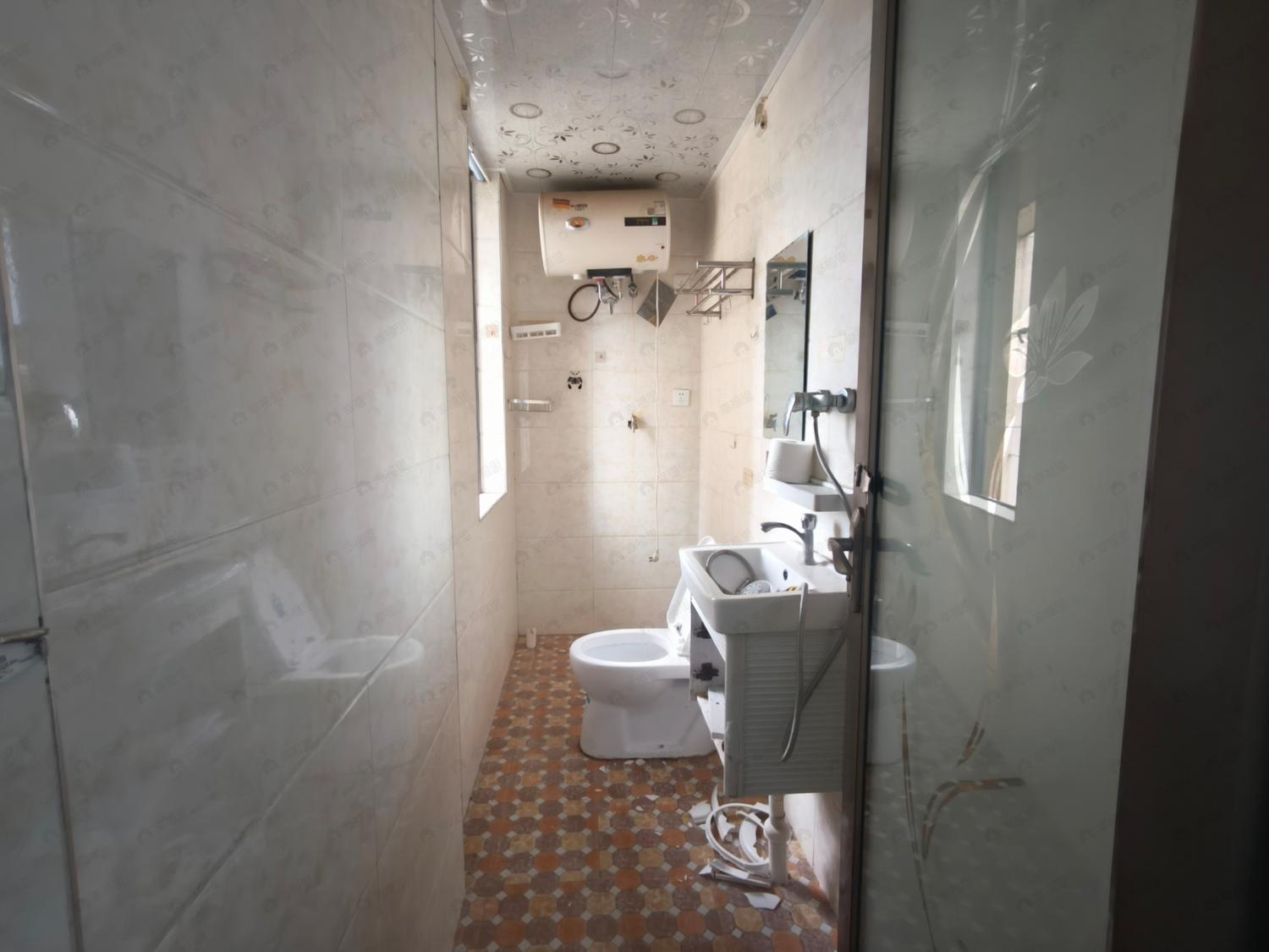 合租·阳光凡尔赛宫B区B2