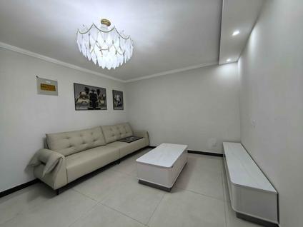 丛台新世纪整租 金世纪新城2室2厅/80平/高楼层