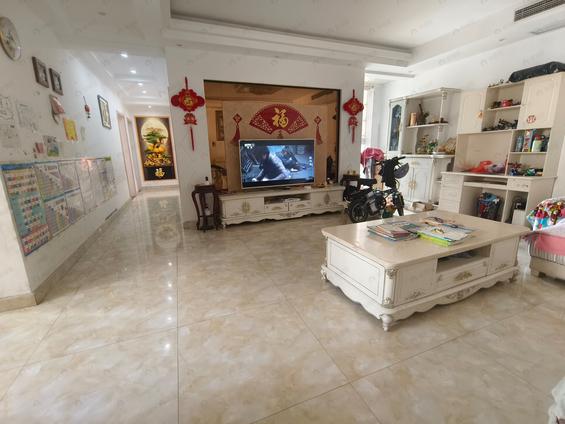 北京铁道佳苑3室2厅145平高楼层/共24层