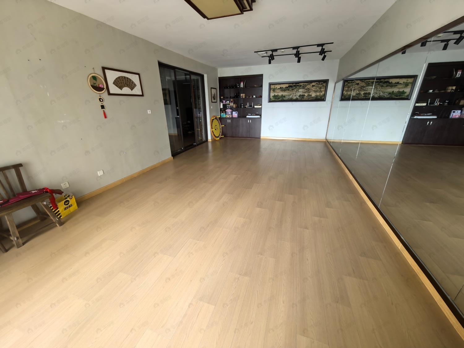 整租·世茂天城2期臻园