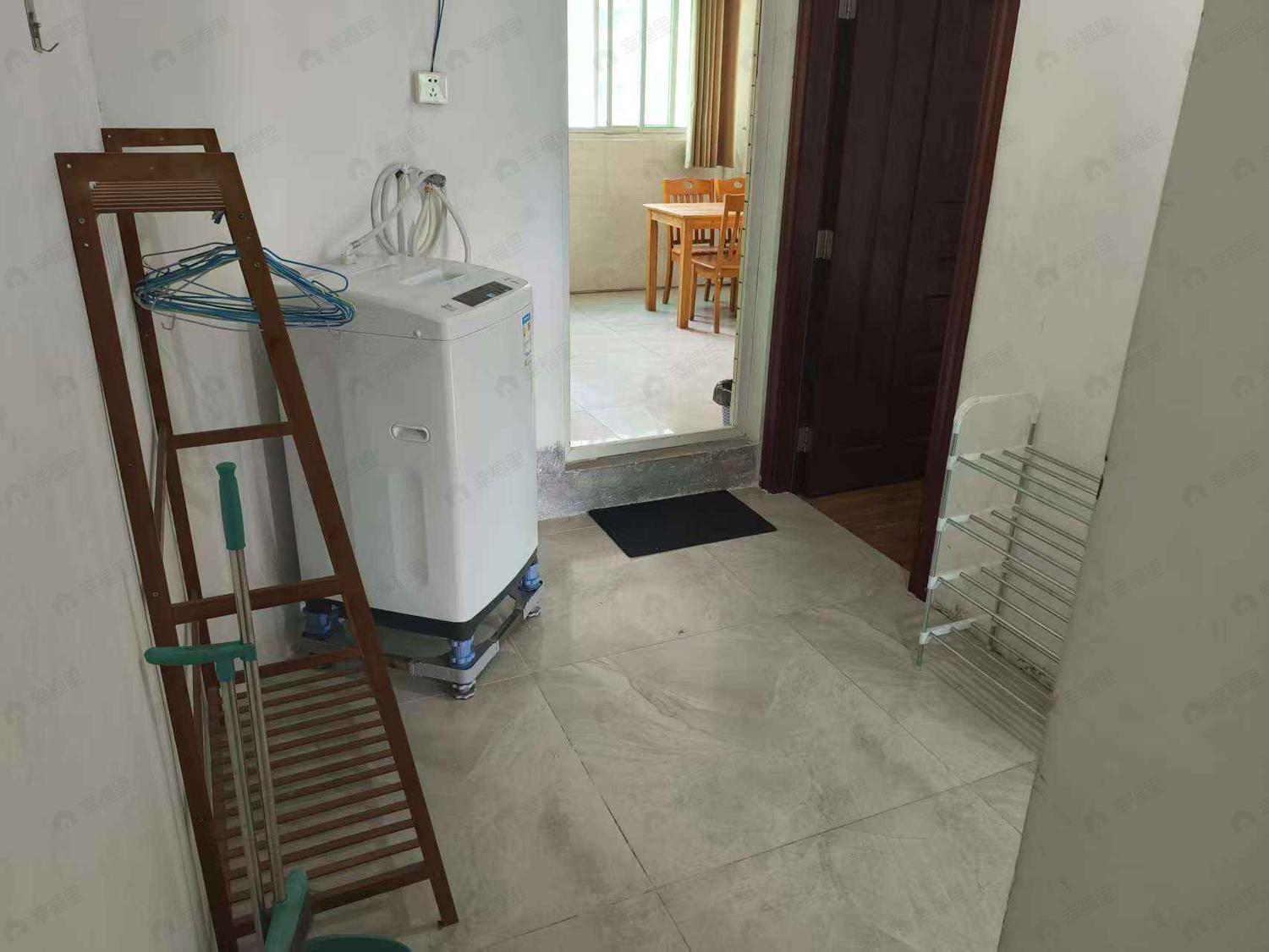 合租·金山碧水一期醉棠苑