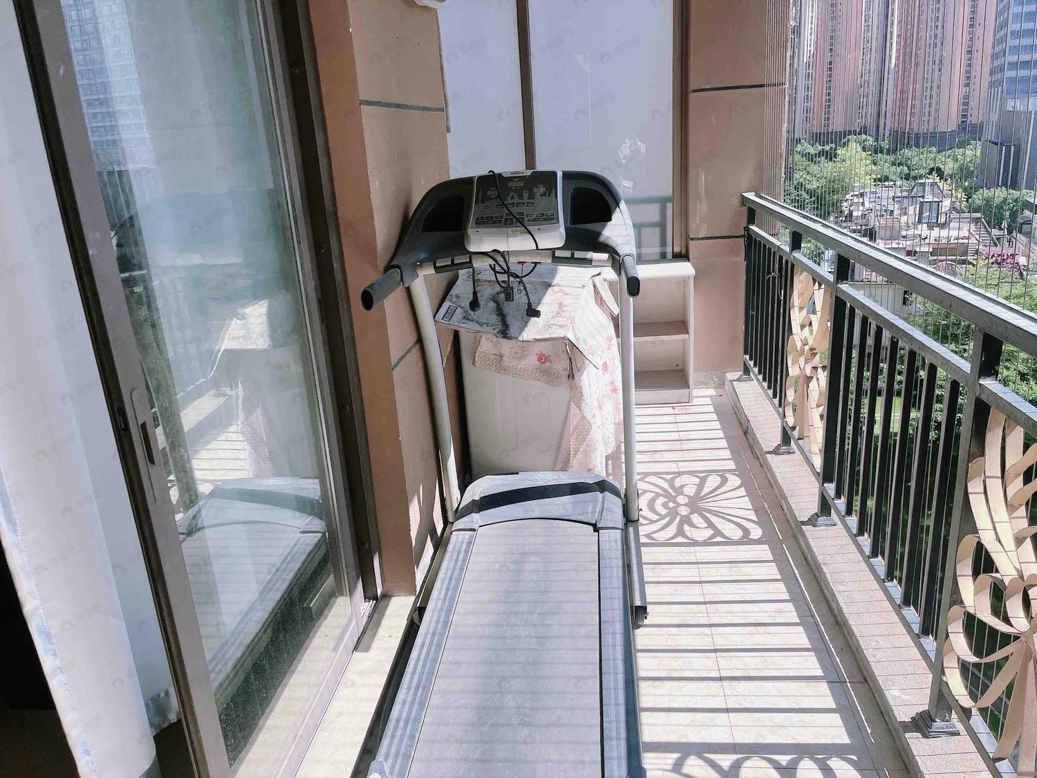 整租·世茂御龙湾