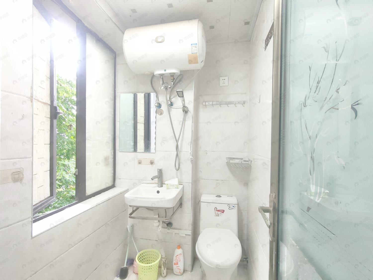 合租·群升江山城