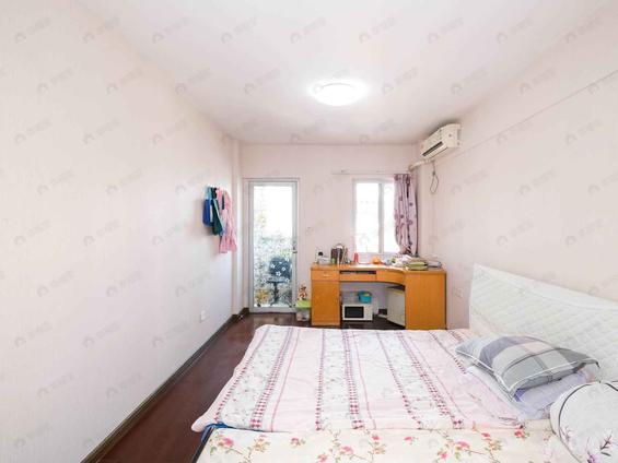 鼓楼省政府整租 九彩华庭1室1厅/31平/中楼层