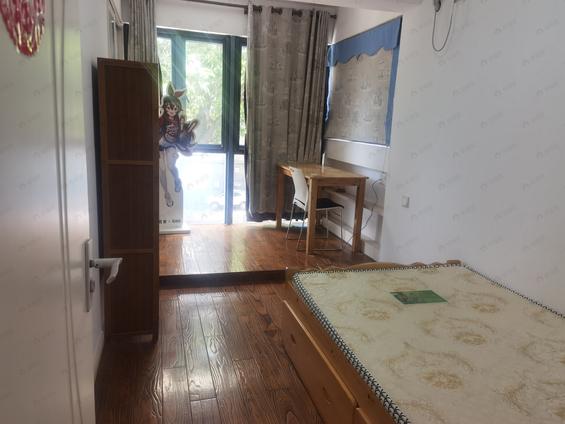 鼓楼省政府整租 御西湖2室2厅/61平/低楼层